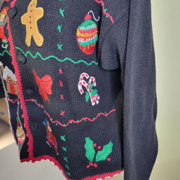 Womans Nutcracker Christmas Cardigan Cute Appliques Red Trim Size Large - Picture 5 of 13